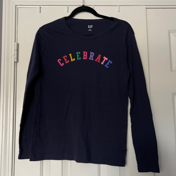Gap long sleeve CELEBRATE T-shirt xlg - Picture 1 of 4